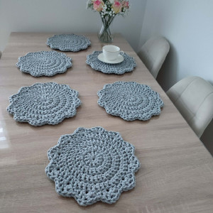 Komplet szydełkowych podkładek pod talerze ze sznurka 6szt - 30cm