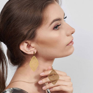 Komplet z ażurowymi rombami Fale c633