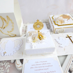 Komunijny exploding box 571