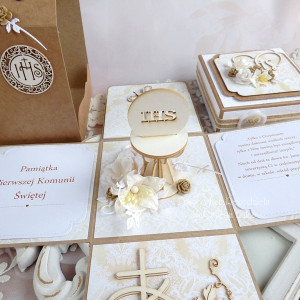 Komunijny exploding box 588