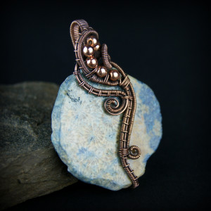 Koral fossil wisiorek wire wrapping