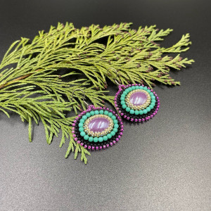 Koralikowe owalne kolczyki turkus fiolet róż #599