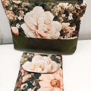 Kosmetyczka, i saszetka, etui -komplet