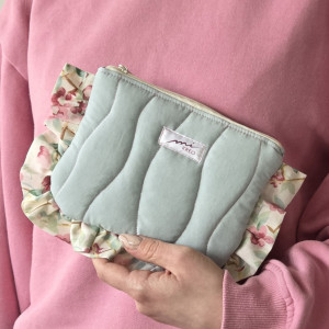 Kosmetyczka kwiatowa błękitna fala