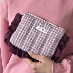 Kosmetyczka w kratkę fioletowa