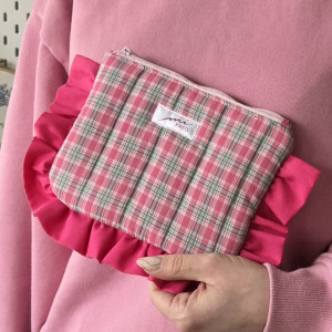 Kosmetyczka w kratkę fuksja