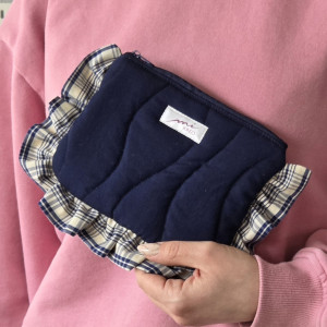 Kosmetyczka w kratkę granatowa fala