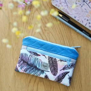 kosmetyczka w piórka