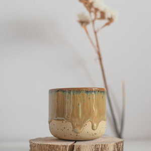 Kubek ceramiczny bez ucha ok. 90 ml