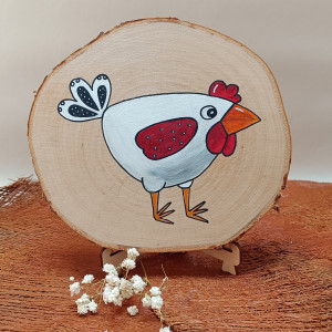 Kura na plastrze brzozy