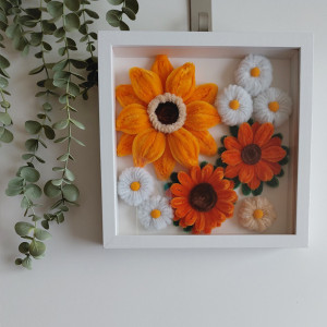 Kwiatowa kompozycja ze słonecznikiem