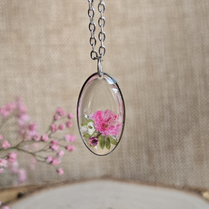 Kwiatowy bukiet zawieszka różowa