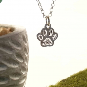 Łapka z sierścią zwierząt (srebro 925)