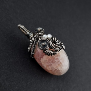 Łososiowy - wisior wire-wrapping