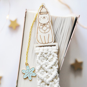 Makramowa zakładka do książki Świąteczny kotek | Zakładka z kotkiem