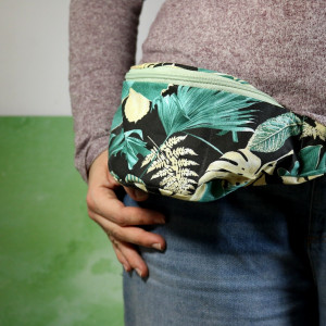 Mała nerka na rower liście natura drzewa