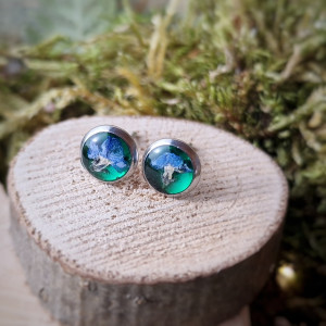 Małe kolczyki  sztyfty  z niezapominajkami