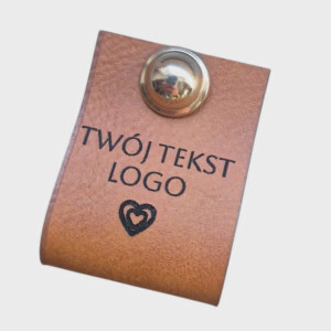 Metka personalizowana ozdobna z Twoim logo, napisem do ubrań