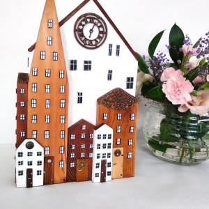 Miasto Książek - podpórka z  drewna, dla Twoich ulubionych książek.