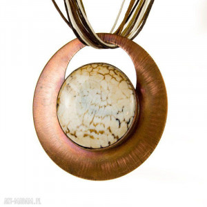 Miedziany wisior z agatem w odcieniu cappuccino c388