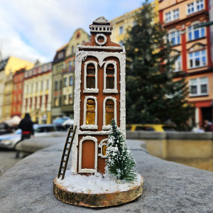 Mini kamieniczka lampion - zimowa