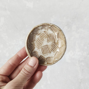 Mini miseczka na drobiazgi biało-brązowa 1