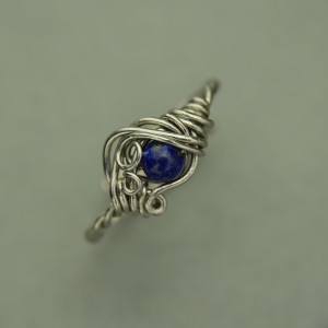 Mini pierścionek lapis lazuli wire wrapping