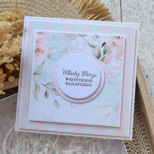 Minimalistyczna kartka ślubna w pudełku | Młodej Parze...