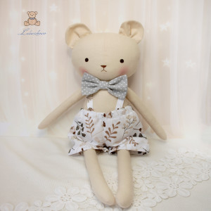 Miś Antoś przytulanka w spodenkach białych w leśne wzorki, handmade