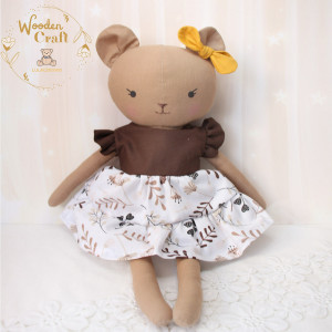 Miś Zoya przytulanka w brązowej sukieneczce z falbankami GOTOWY