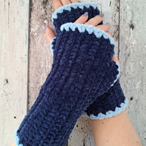 Mitenki w kolorze granatowym