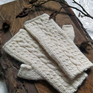 Mitenki z ciepłej alpaki - kolor ecru