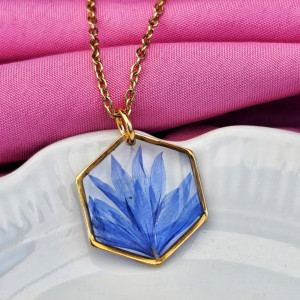 Naszyjnik geometryczny z chabrem