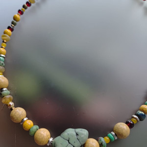 Naszyjnik Korale Boho Bryłka Howlitu