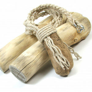 Naszyjnik lniany z drewnem z Bałtyku