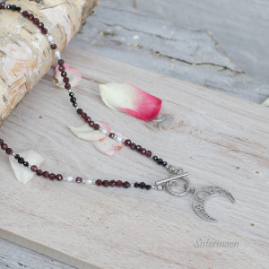 Naszyjnik Lunula Granaty i Perły