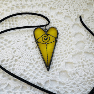 Naszyjnik szklany Serce z okiem WISIOREK witraż Tiffany