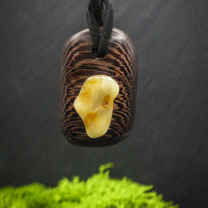 Naszyjnik Wisiorek „wenge i bursztyn"- premium, jewellery, wood, amber