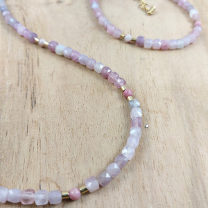 Naszyjnik z kamieni - kwarc różowy