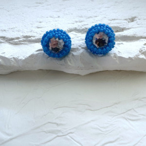 Niebieskie kolczyki z kryształkami