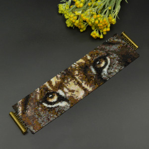 Oczy Lwicy III, szeroka wyplatana bransoleta, beading