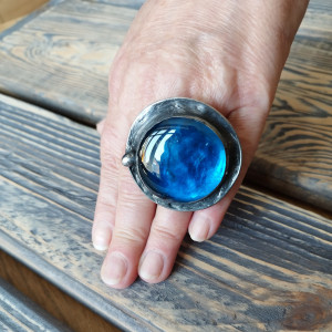 Okazały turkusowy regulowany witrażowy pierścionek