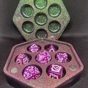 Opalizujące Pudełko na kostki do RPG
