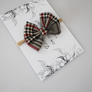 Opaska  kokarda czerwono beżowa krata święta