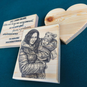 Oryginalny prezent dla Mamy. Zdjęcie na drewnie.