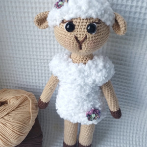 owieczka Oliwka, owca
