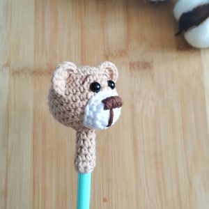 ozdoba na ołówek miś