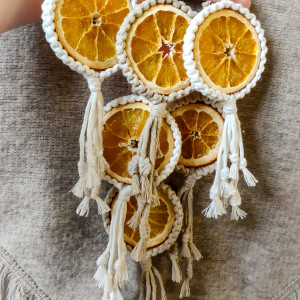 Ozdoby zawieszki na choinkę pomarańczki makrama