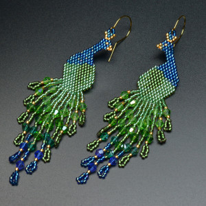 Pawie zielono-niebieskie, kolczyki z frędzlami, beading
