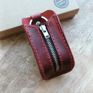 Personalizowane skórzane etui na klucze z grawerem imienia inicjałów